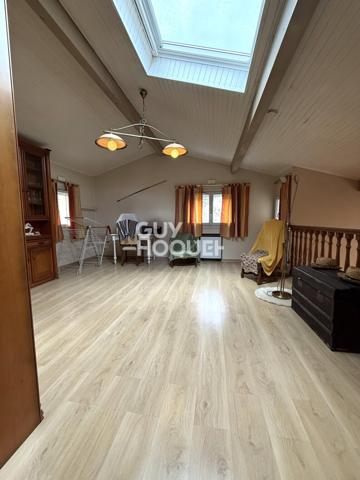 MAISON À VENDRE DE 6 PIÈCES DE 144,16 M²