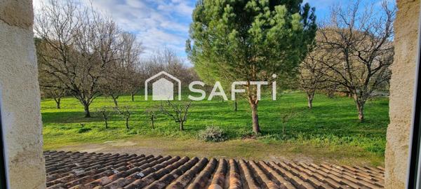 Charme d’antan, grand volume, potentiel pour activité artisanale ou mécanique