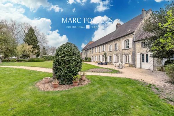 Corps de ferme à proximité de Nanteuil le Haudouin