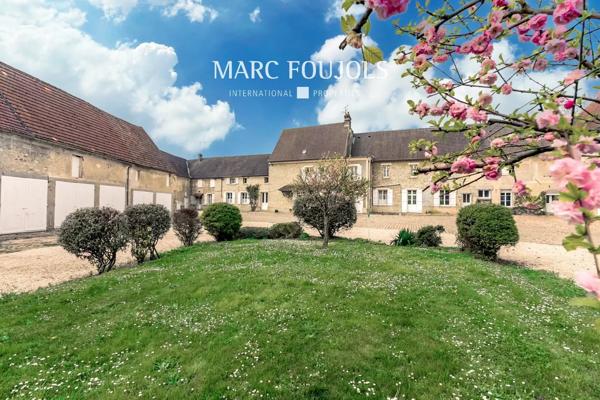Corps de ferme à proximité de Nanteuil le Haudouin