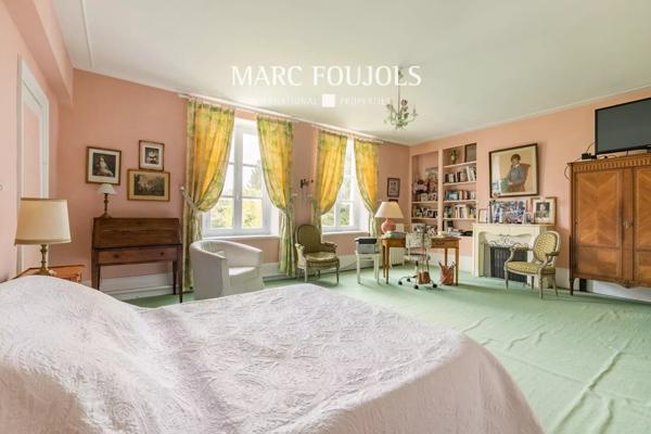 Corps de ferme à proximité de Nanteuil le Haudouin