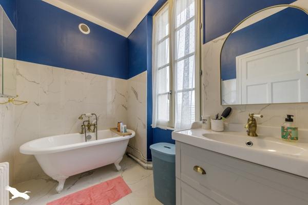 Maison à vendre |                                       Montluçon |                                        7 pièces  |  159 m²