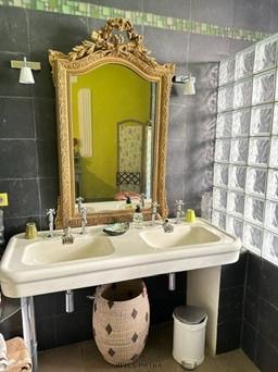 Sommières (30250) OFF MARKET - Mas historique 490 m2 à rénover - A 10' de SOMMIERES - 30250