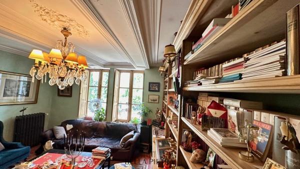 Sommières (30250) OFF MARKET - Mas historique 490 m2 à rénover - A 10' de SOMMIERES - 30250