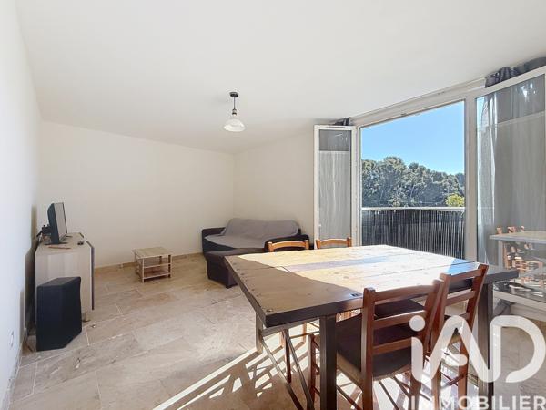 Appartement à vendre 4 pièces 79 m² Aubagne