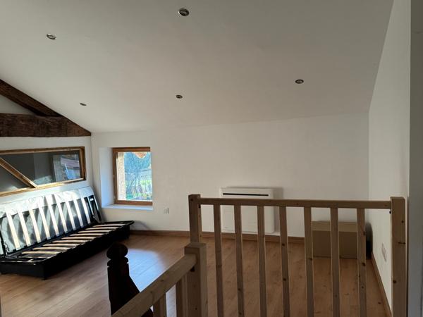 Longère rénovée ( de moins de 2 ans ), environnement naturel