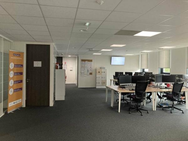 A LOUER BUREAUX - MERIGNAC