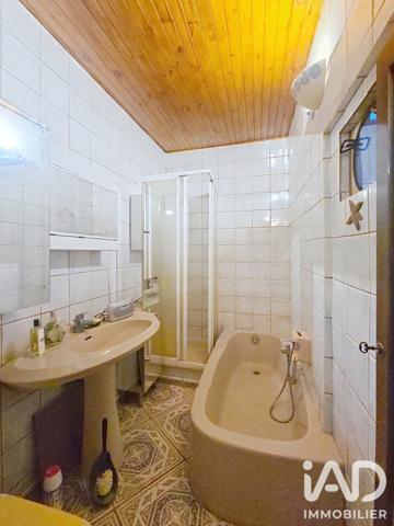 Maison à vendre 10 pièces 203,02 m² Douarnenez