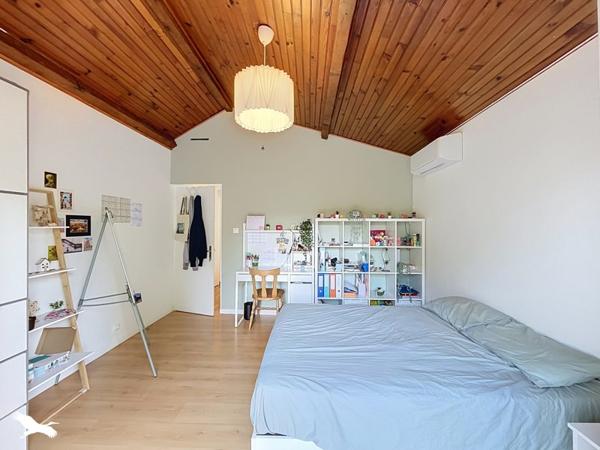 Maison 710 000 € Oullins 7 p 148 m² DPE C