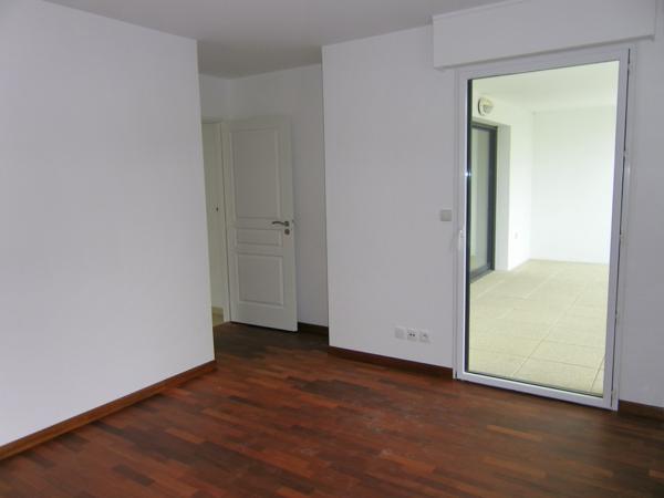 Appartement 3 pièces – 55 m² environ à Saint-Nazaire (ref : 53440SN)