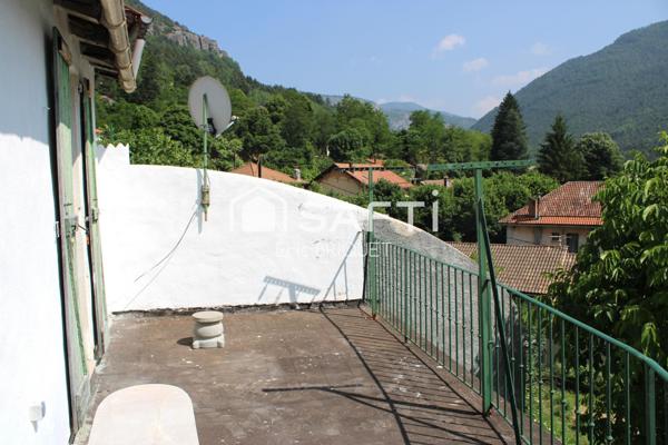 APPARTEMENT TRAVERSANT 3 pièces 65 m2