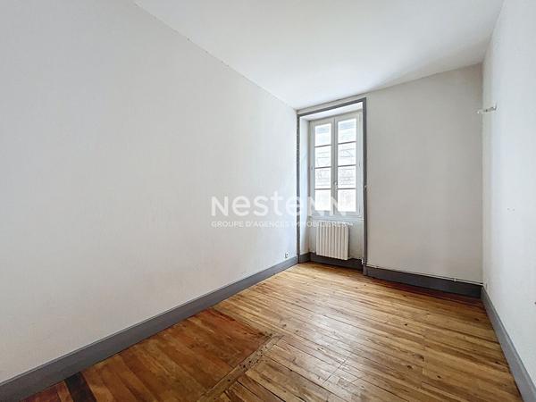 Appartement 5 pièces à louer à Auch - Lumineux et calme, proche écoles et commodités