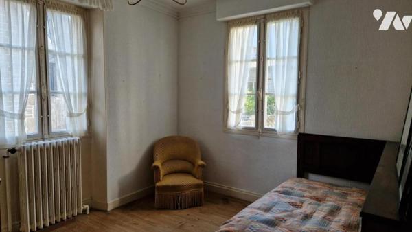 Saint Malo - Courtoisville - Villa (1961)(165m²) - 5 chambres - Garage - Jardin (363m²)