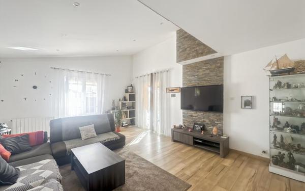 Maison à vendre    5 pièces •  Martigues