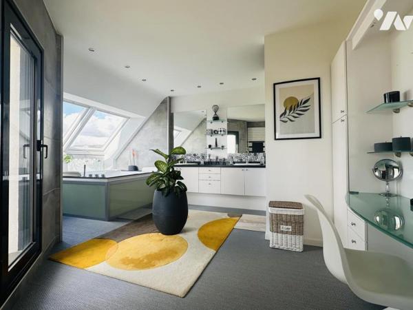 MAISON- LARMOR-PLAGE  - LOCQUELTAS