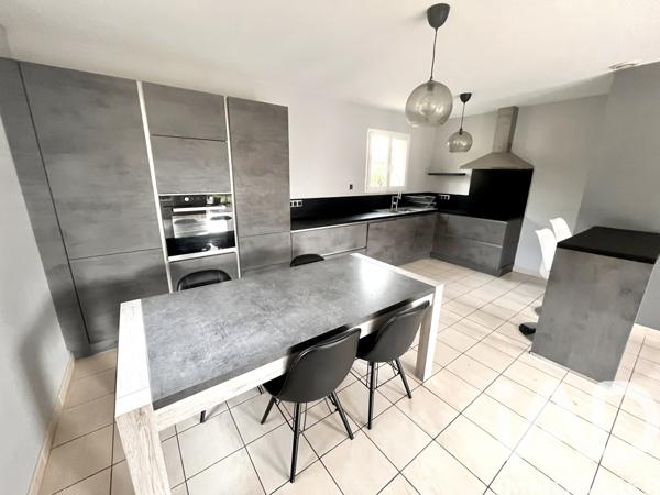 Maison à vendre 5 pièces 100 m² Bourg-Saint-Andéol