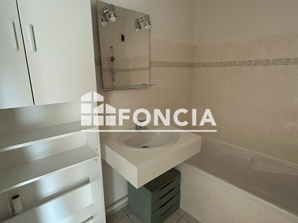 Location Appartement 3 pièces 65.16 m² - 6,8 RUE GARIGLIANO Quimper 29000
