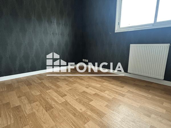 Location Appartement 3 pièces 65.16 m² - 6,8 RUE GARIGLIANO Quimper 29000