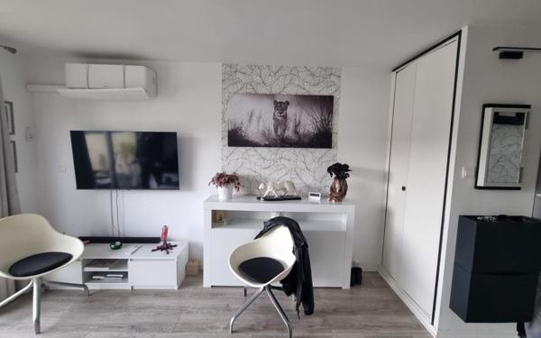 Appartement à vendre    1 pièce • 24,73 m2 La Ciotat