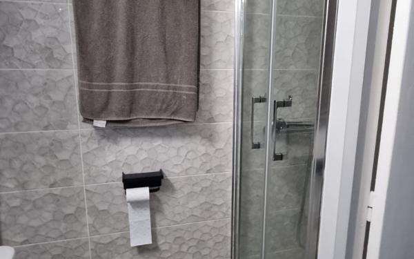 Appartement à vendre    1 pièce • 24,73 m2 La Ciotat