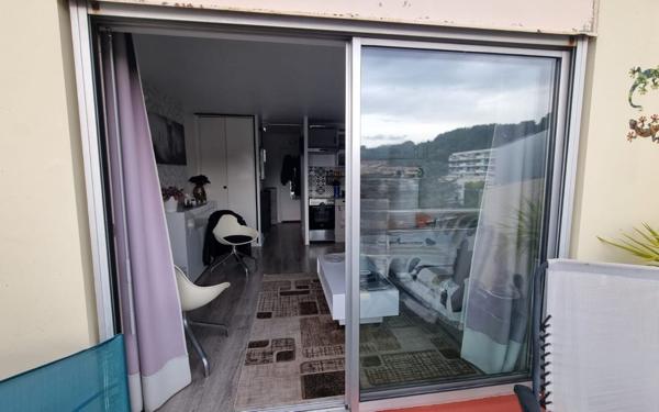 Appartement à vendre    1 pièce • 24,73 m2 La Ciotat