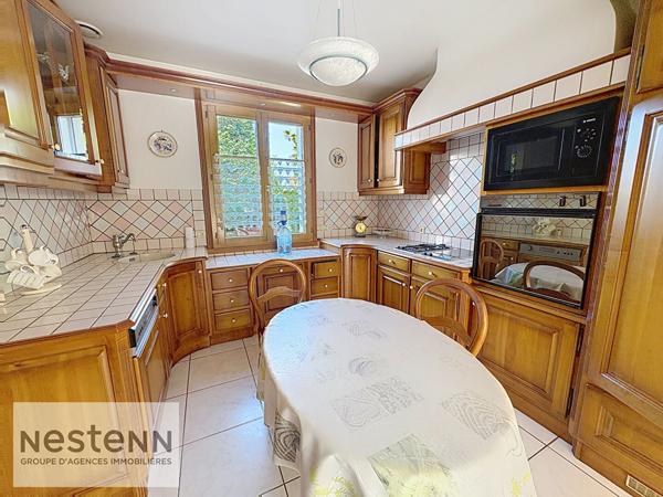 Maison de Prestige à Vendre à Beauvoir sur Mer