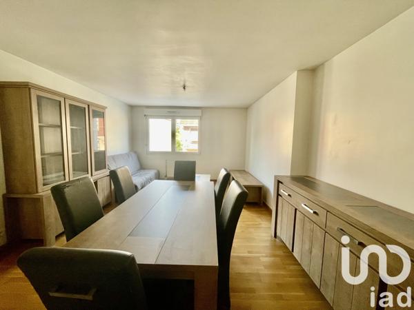 Location appartement 2 pièces 52 m² Rosny-sous-Bois