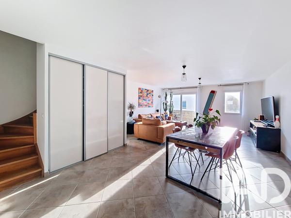 Appartement à vendre 5 pièces 96 m² Saint-Fargeau-Ponthierry