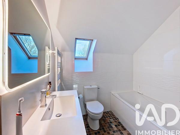 Appartement à vendre 5 pièces 96 m² Saint-Fargeau-Ponthierry