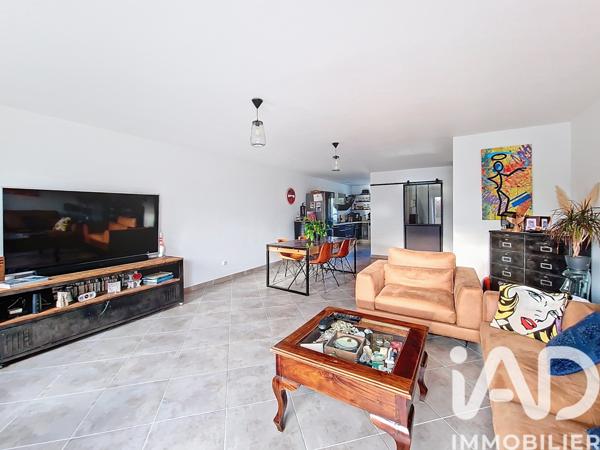 Appartement à vendre 5 pièces 96 m² Saint-Fargeau-Ponthierry