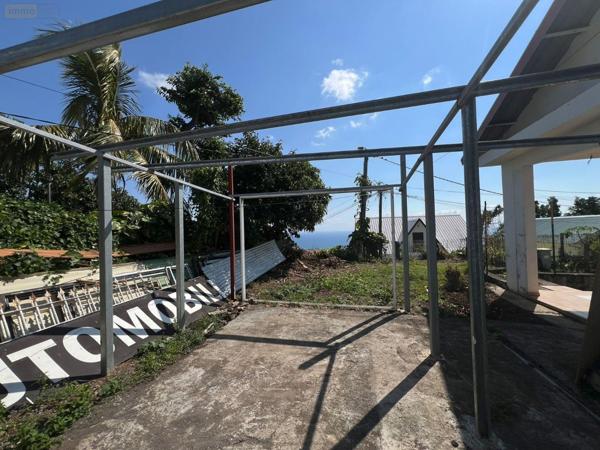 Maison à vendre à Sainte-Clotilde à la Réunion (97490), ref : 97405/194