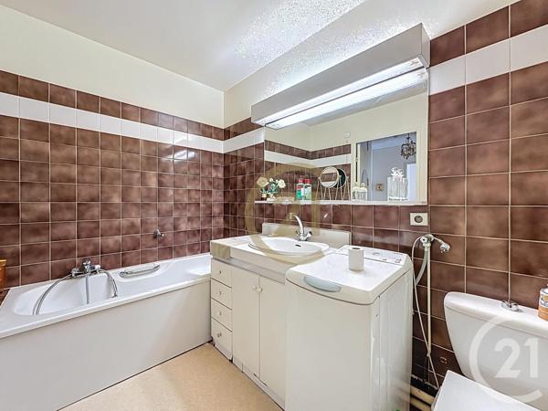 Appartement à vendre  2 pièces - 44,83 m2 LE CHESNAY - 78