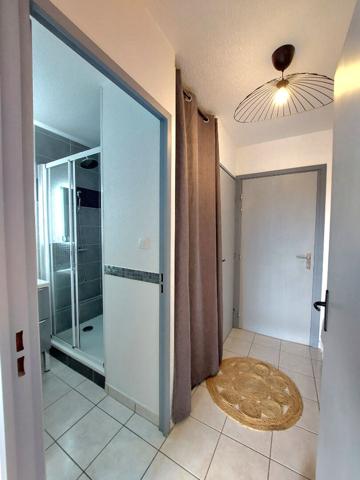 STUDIO CABINE MEUBLE - LOCATION ETUDIANTE- SEPTEMBRE - JUIN