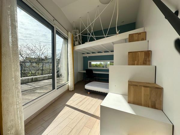 Maison d'Architecte de 1975 avec jardin de 700m²