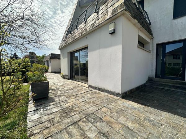 Maison d'Architecte de 1975 avec jardin de 700m²