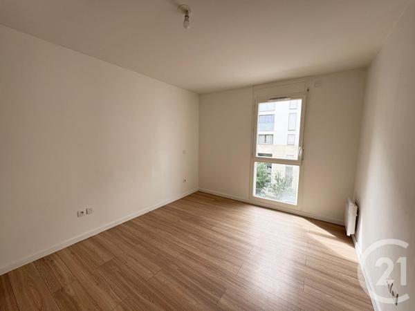 Appartement F3 à vendre  3 pièces - 73,30 m2 BUSSY ST GEORGES - 77