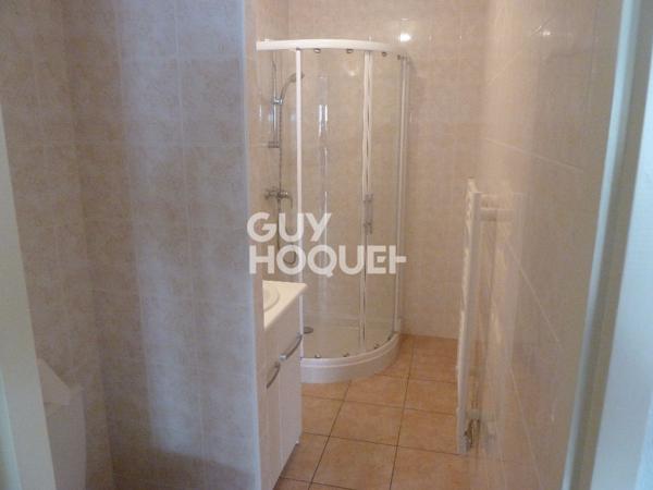 T2 a louer à Chapareillan en Rez de jardin avec cour + cave
