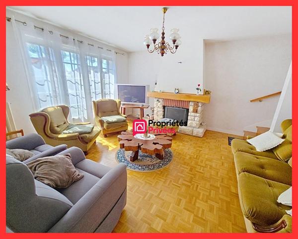93370 MONTFERMEIL - Maison 6 pièces 120 m² de surface habitable - 3  Chambres - 1 Bureau - Garage -Jardin