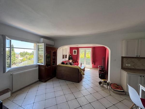 Villa provençale avec appartement indépendant et piscine . Flayosc 8 pièce(s)