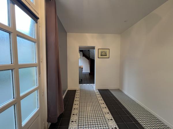 APPARTEMENT RARE À LA VENTE HYPER CENTRE DE BAYEUX AVEC UNE VUE SUR LA CATHÉDRALE VENDU