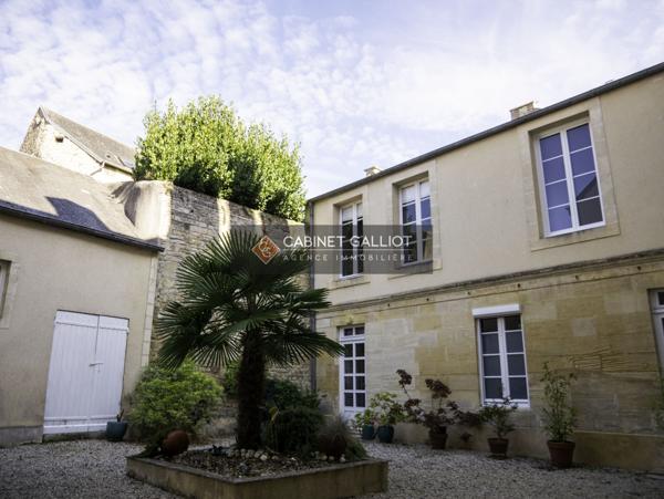 APPARTEMENT RARE À LA VENTE HYPER CENTRE DE BAYEUX AVEC UNE VUE SUR LA CATHÉDRALE VENDU