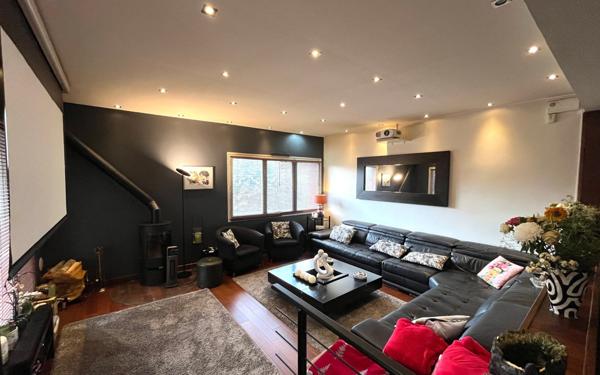 Appartement à vendre    5 pièces • 146,44 m2 Gagny