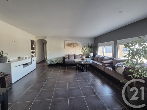 Maison à vendre  8 pièces - 195 m2 LACHAPELLE AUZAC - 46