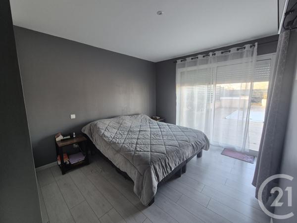 Maison à vendre  8 pièces - 195 m2 LACHAPELLE AUZAC - 46