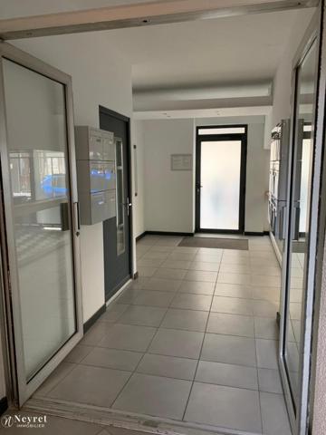 STUDIO MEUBLE 8 BIS RUE DE LODI - STUDIO MEUBLE 8 ...