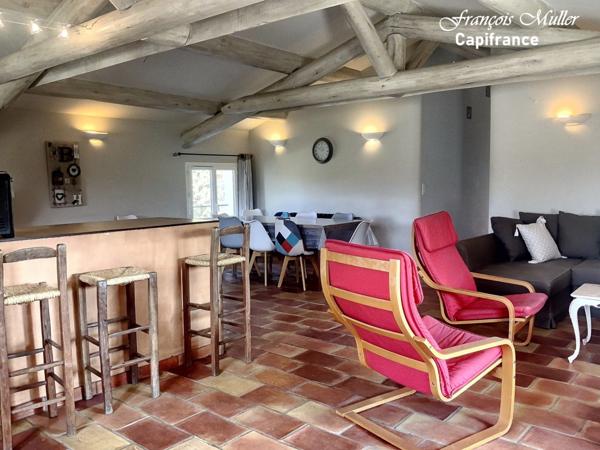 Propriété Gîtes et chambres d'hôtes 20 ha - 550 m2 à Banon