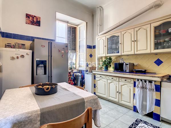 Achat appartement Menton - 5 pièce(s) - 113 m² - 497 000 €