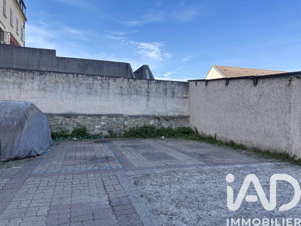 Parking à vendre 10 m² Les Mureaux