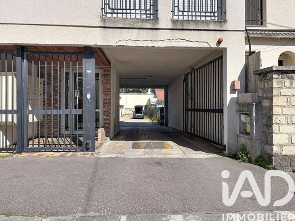 Parking à vendre 10 m² Les Mureaux
