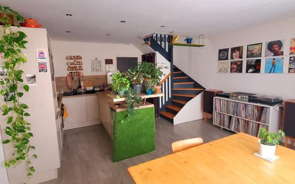 Appartement à vendre    3 pièces • 73 m2 Neuilly-Plaisance